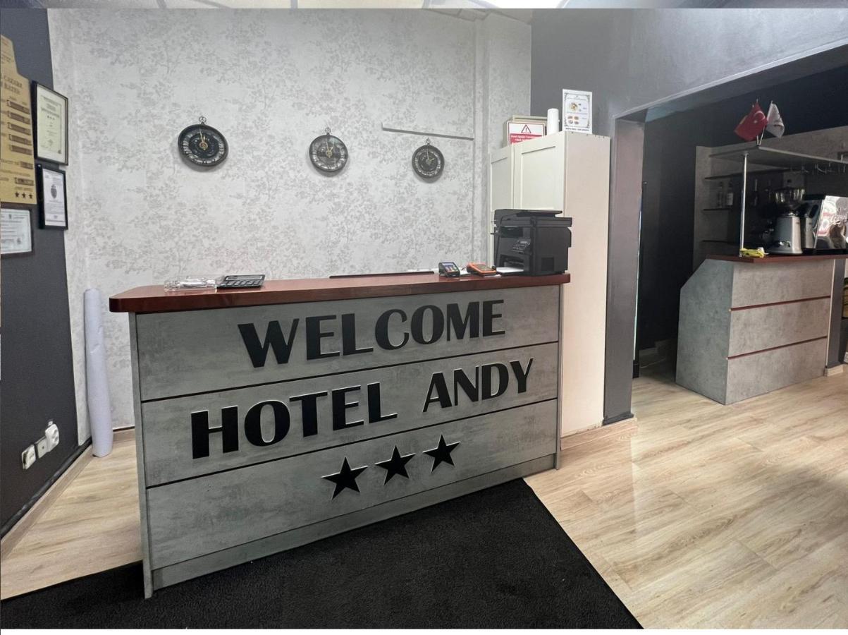 Hotel Andy Boekarest Buitenkant foto
